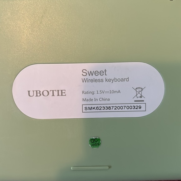 Mofii Wireless Keyboard and Mouse Combo, Multi Color Round Keys, PC/Laptop/Mac - Picture 4 of 7